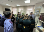 Учащиеся профильного кадетского класса, молодые следователи и ветераны следствия посетили музей, открывшийся в следственном управлении
