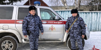 Сотрудники Росгвардии помогли замерзавшему мужчине в районе Бурятии - Росгвардия