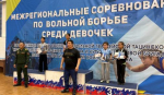 Соревнования по вольной борьбе среди девушек прошли в Бурятии