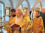 Накануне Недели всех святых митрополит Иосиф совершил Всенощное бдение и освятил новые иконы для Одигитриевского собора города Улан-Удэ